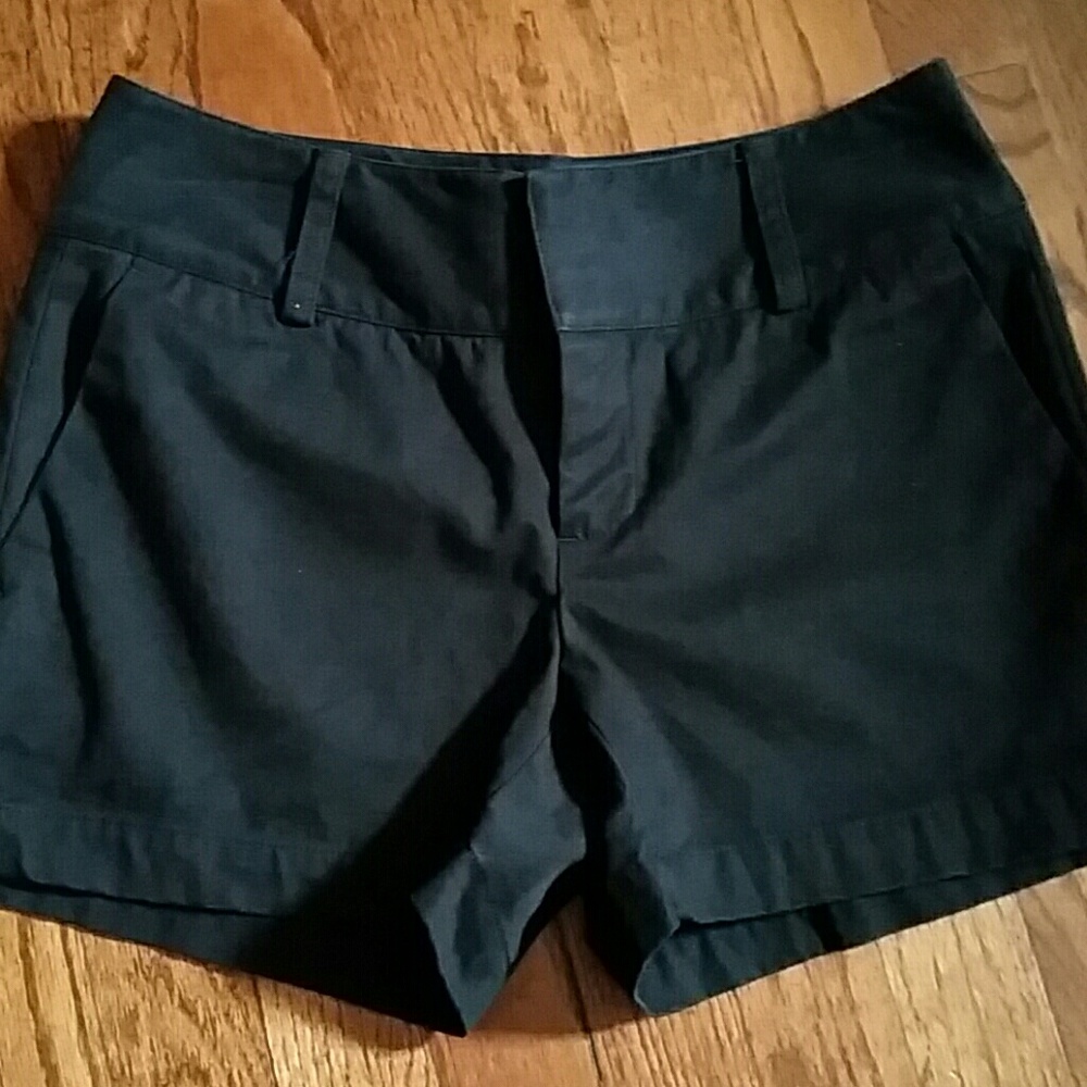 Banana Republic Size 0 Black Cotton Wide Waist Band Pocket Belt Loop Shorts
